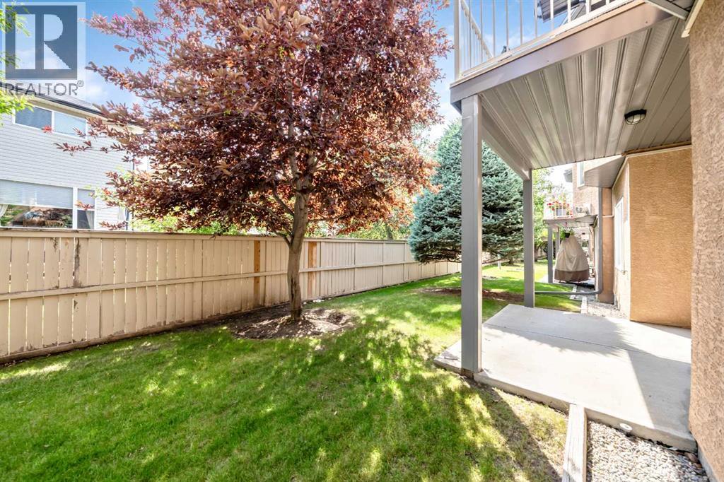266 Shannon Estates Terrace Sw, Calgary, Alberta  T2Y 4C4 - Photo 35 - A2331505