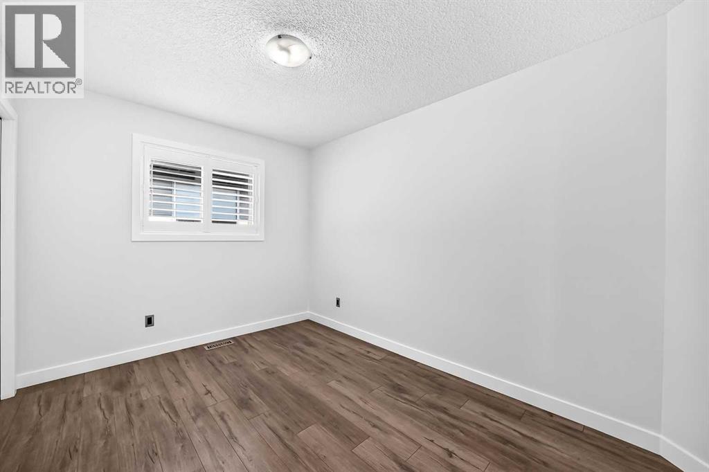 98 Panamount Villas Nw, Calgary, Alberta  T3K 0A4 - Photo 27 - A2329386