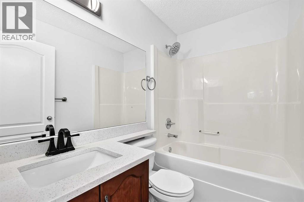 98 Panamount Villas Nw, Calgary, Alberta  T3K 0A4 - Photo 31 - A2329386