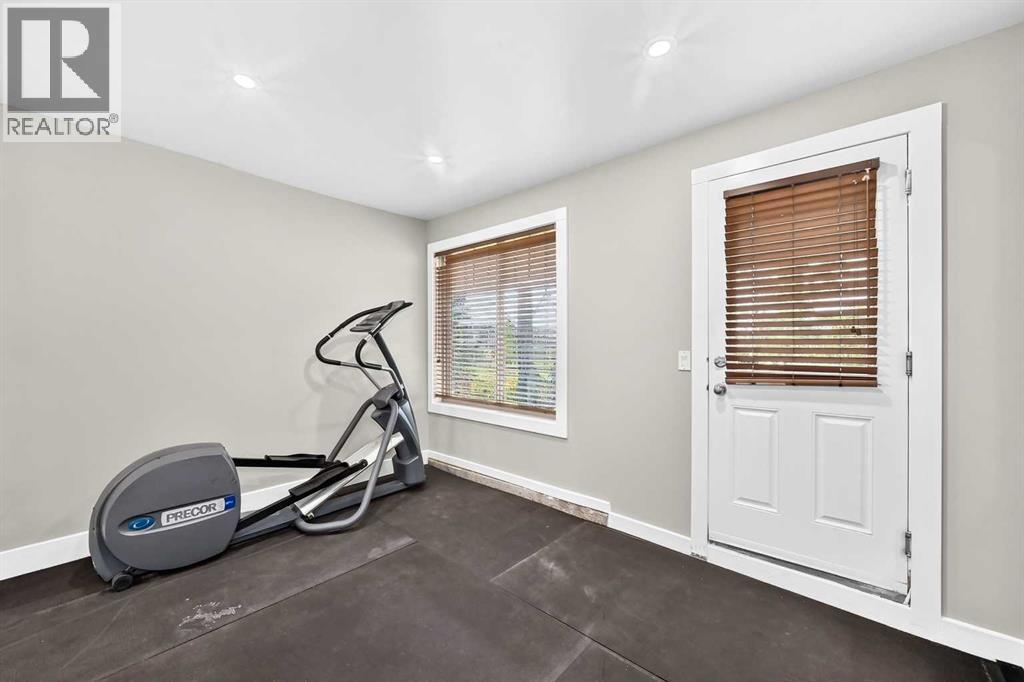 98 Panamount Villas Nw, Calgary, Alberta  T3K 0A4 - Photo 41 - A2329386