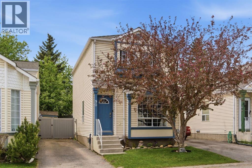 90 Coventry Lane NE, Calgary, Alberta