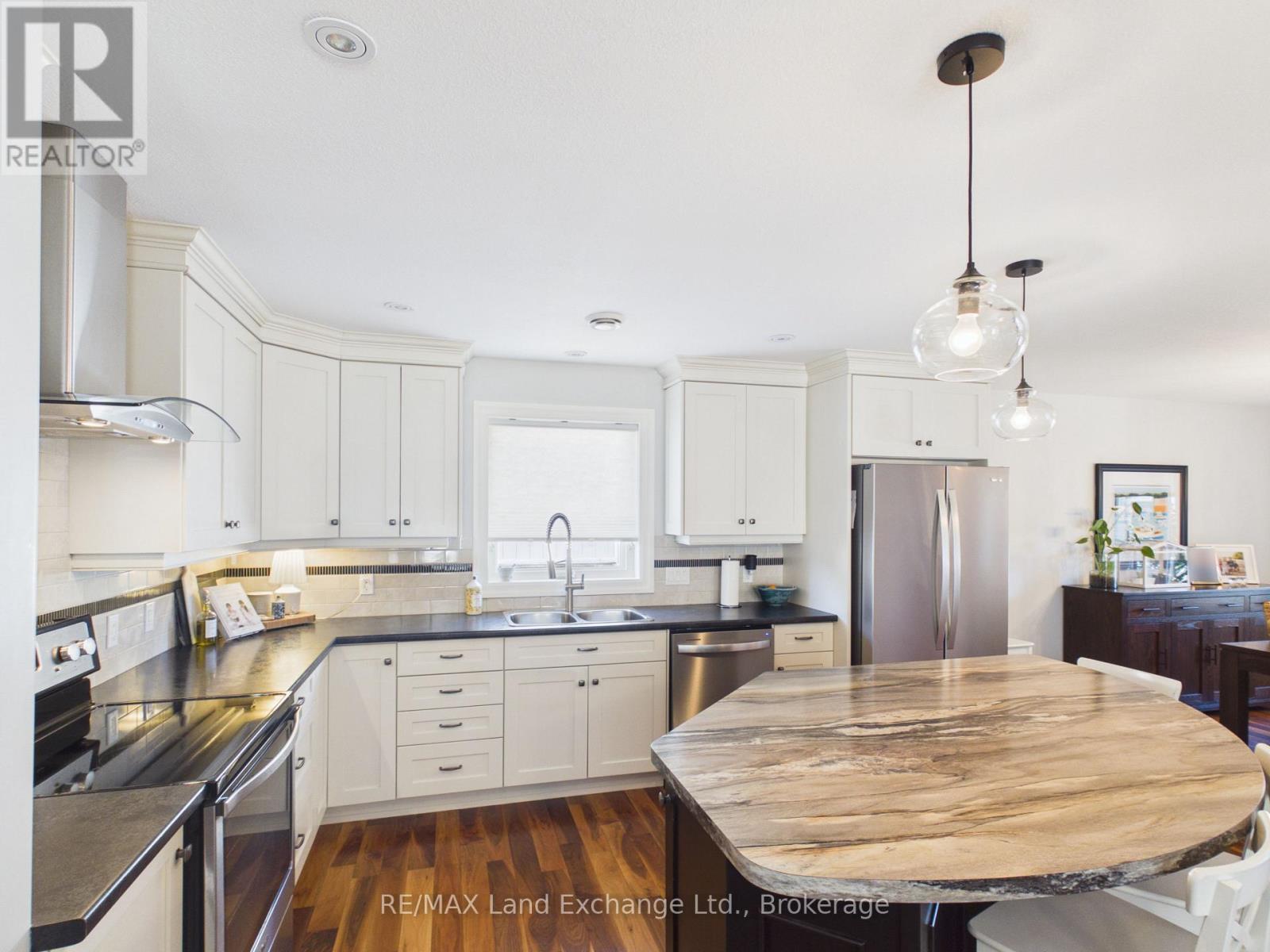 50 Lakefield Drive, Kincardine, Ontario  N2Z 2N7 - Photo 8 - X13623780