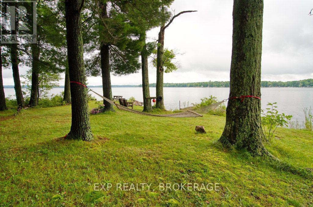 148B OAK SHORES LANE, Frontenac, Ontario