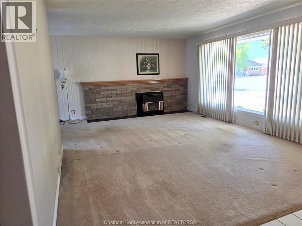 48 Ardleigh Drive, Chatham, Ontario  N7L 0B4 - Photo 5 - 26018357