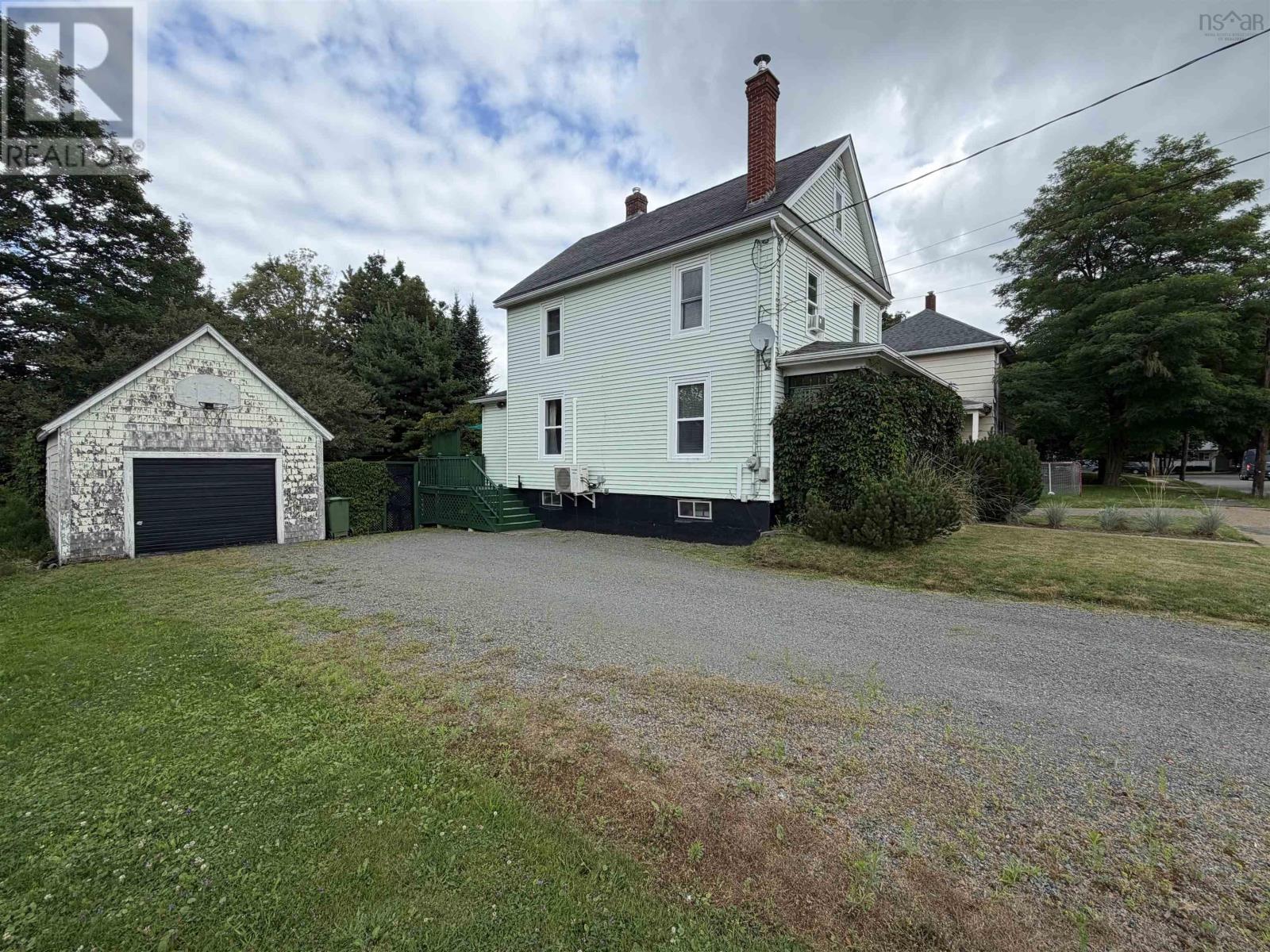 69 Alice Street, Truro, Nova Scotia  B2N 2M8 - Photo 2 - 202618936