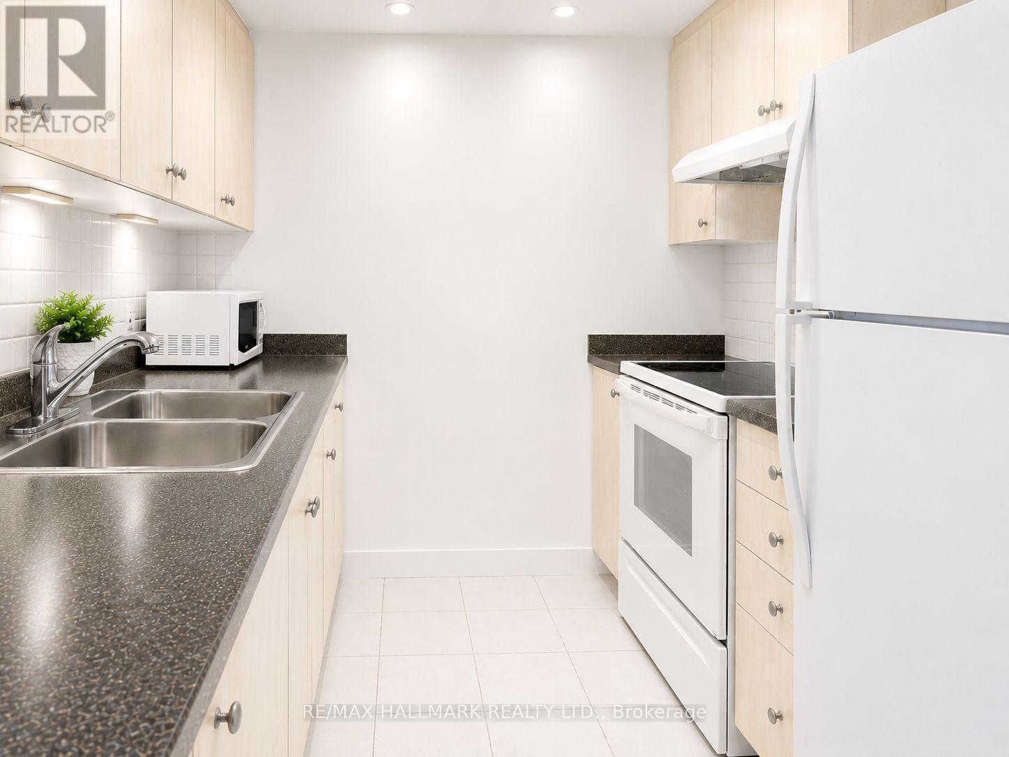908 - 1346 Danforth Road, Toronto, Ontario M1J 0A9 - Photo 11 - E13599610