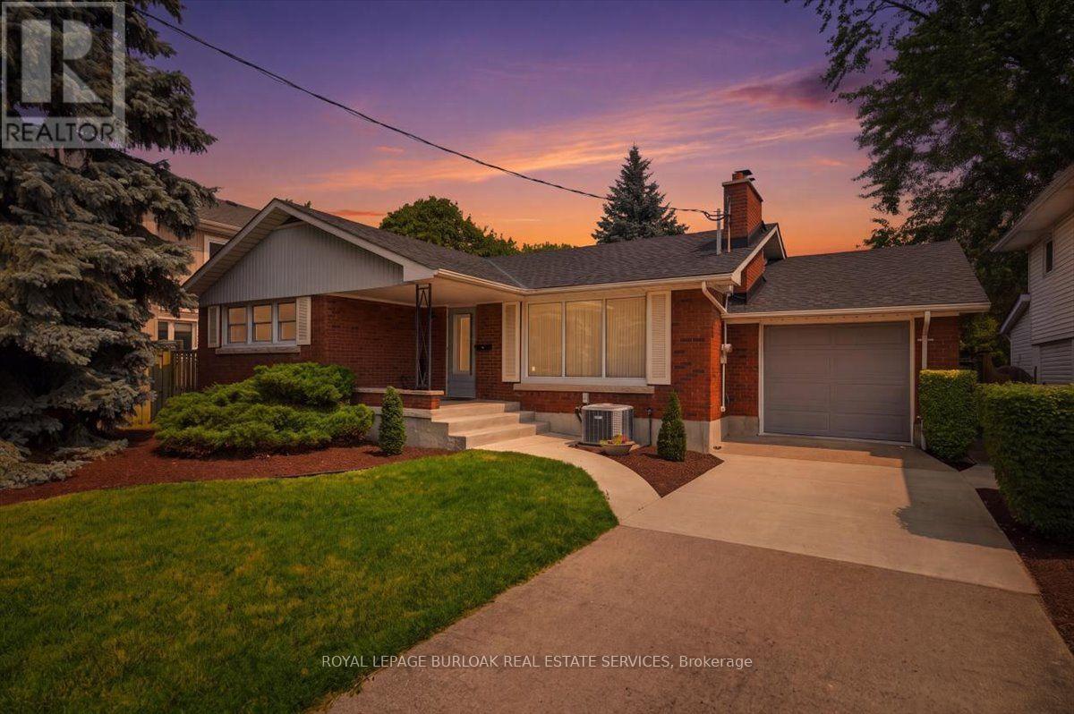 4 Corbett Avenue, St. Catharines, Ontario  L2M 5M4 - Photo 4 - X13617946