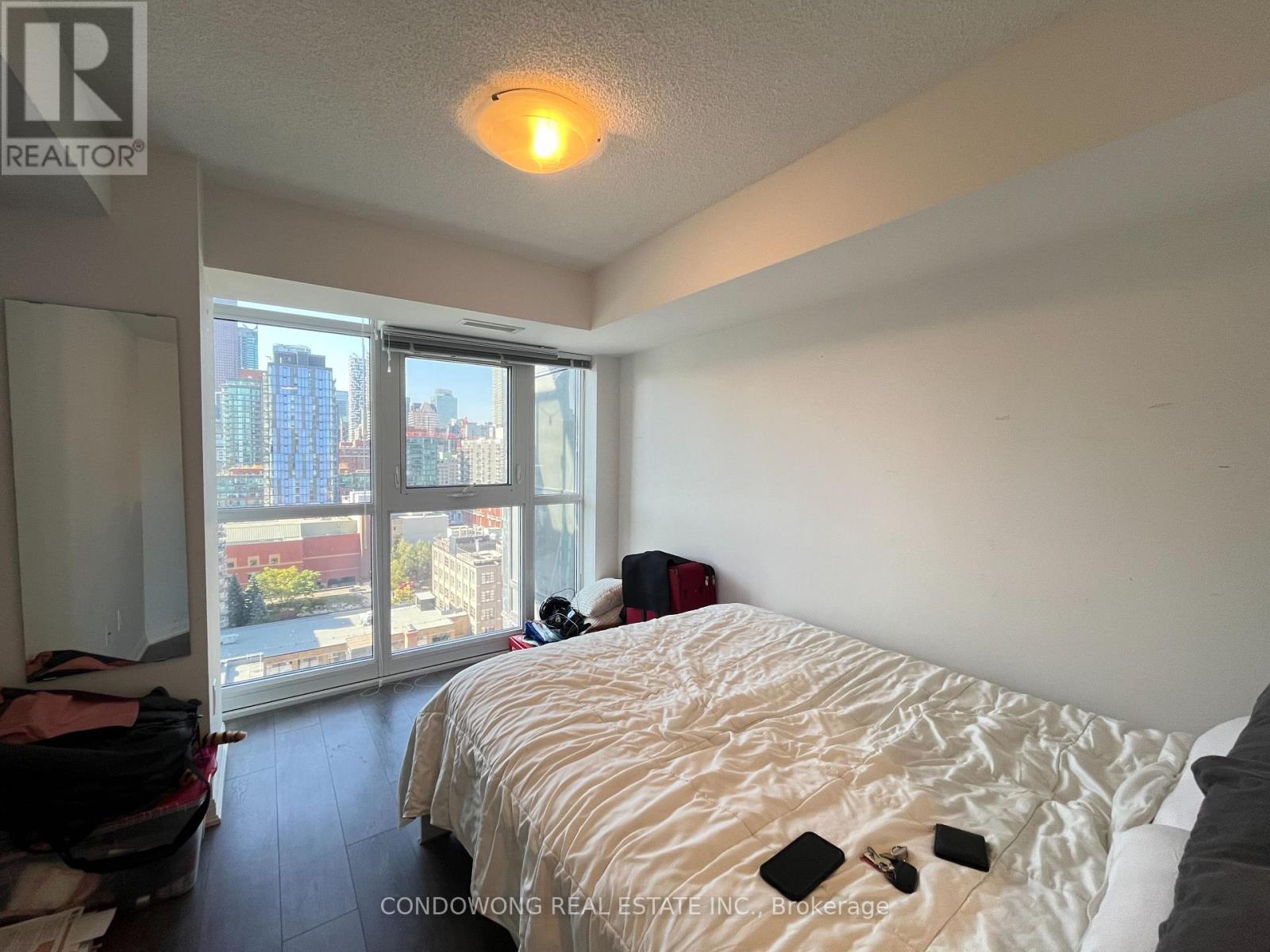 1910 - 400 Adelaide Street E, Toronto, Ontario  M5A 4S3 - Photo 4 - C13590208