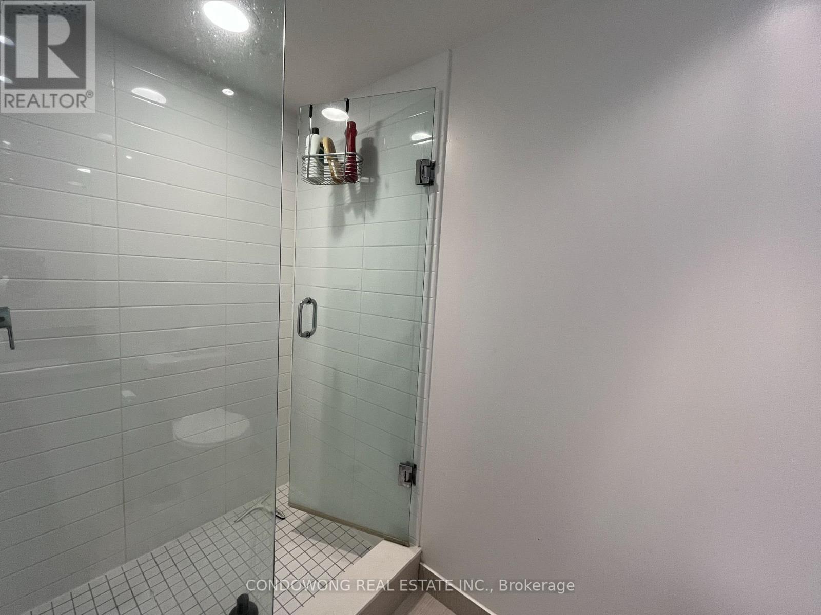 1910 - 400 Adelaide Street E, Toronto, Ontario  M5A 4S3 - Photo 9 - C13590208