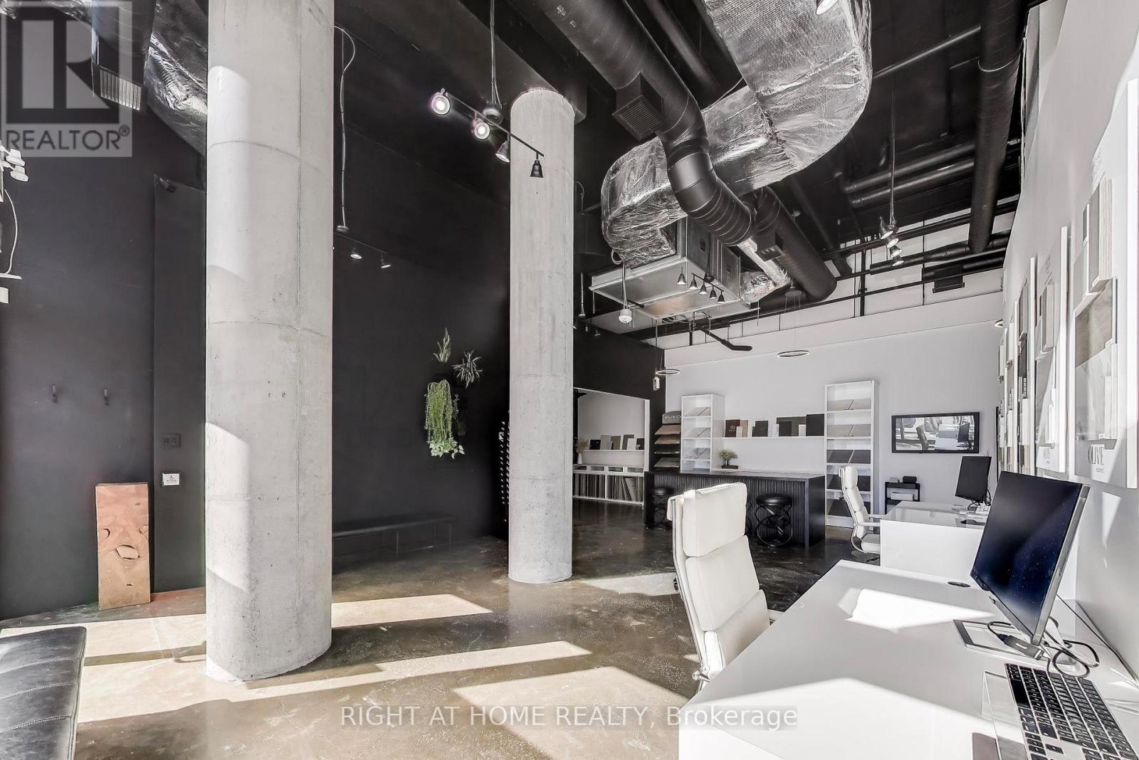 98 Sudbury Street, Toronto, Ontario  M6J 0A9 - Photo 2 - C12855394