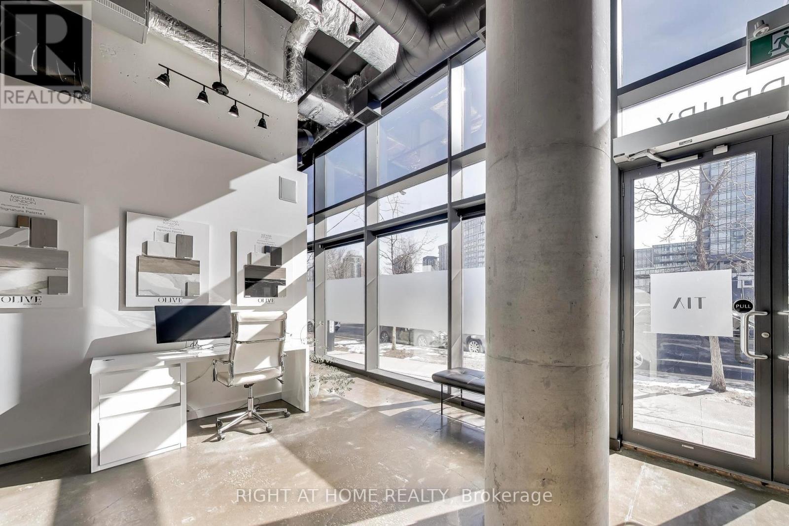 98 Sudbury Street, Toronto, Ontario  M6J 0A9 - Photo 3 - C12855394