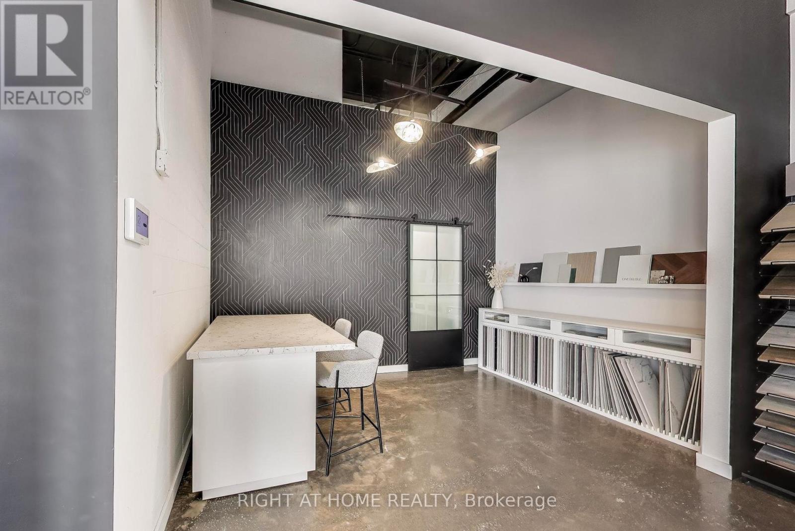 98 Sudbury Street, Toronto, Ontario  M6J 0A9 - Photo 9 - C12855394