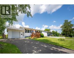 2 Manchester Crescent, riverview, New Brunswick