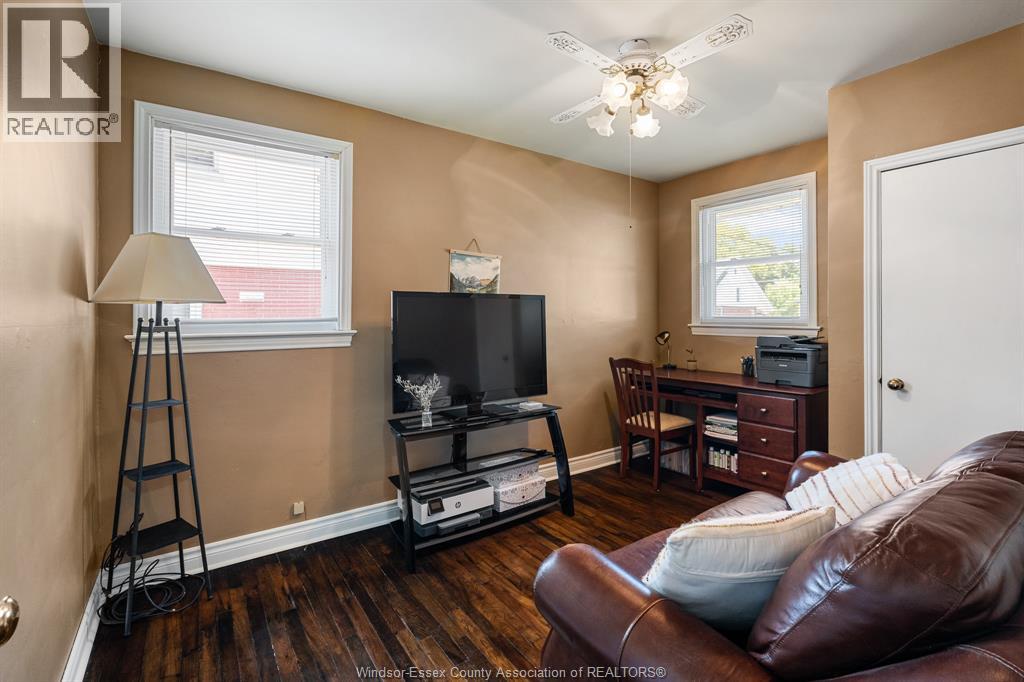 1574 Arthur, Windsor, Ontario N8Y 3Y9 - Photo 30 - 26018411