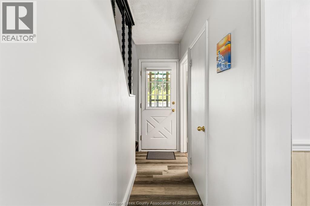 1574 Arthur, Windsor, Ontario N8Y 3Y9 - Photo 32 - 26018411