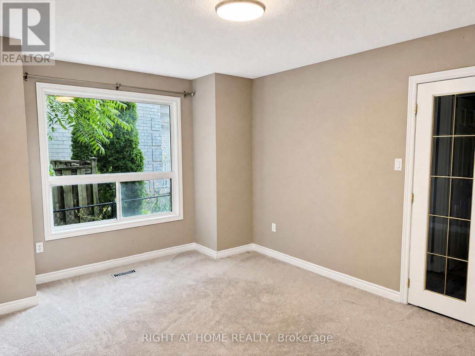 890 Guildwood Boulevard, London North, Ontario  N6H 5S9 - Photo 12 - X13623736