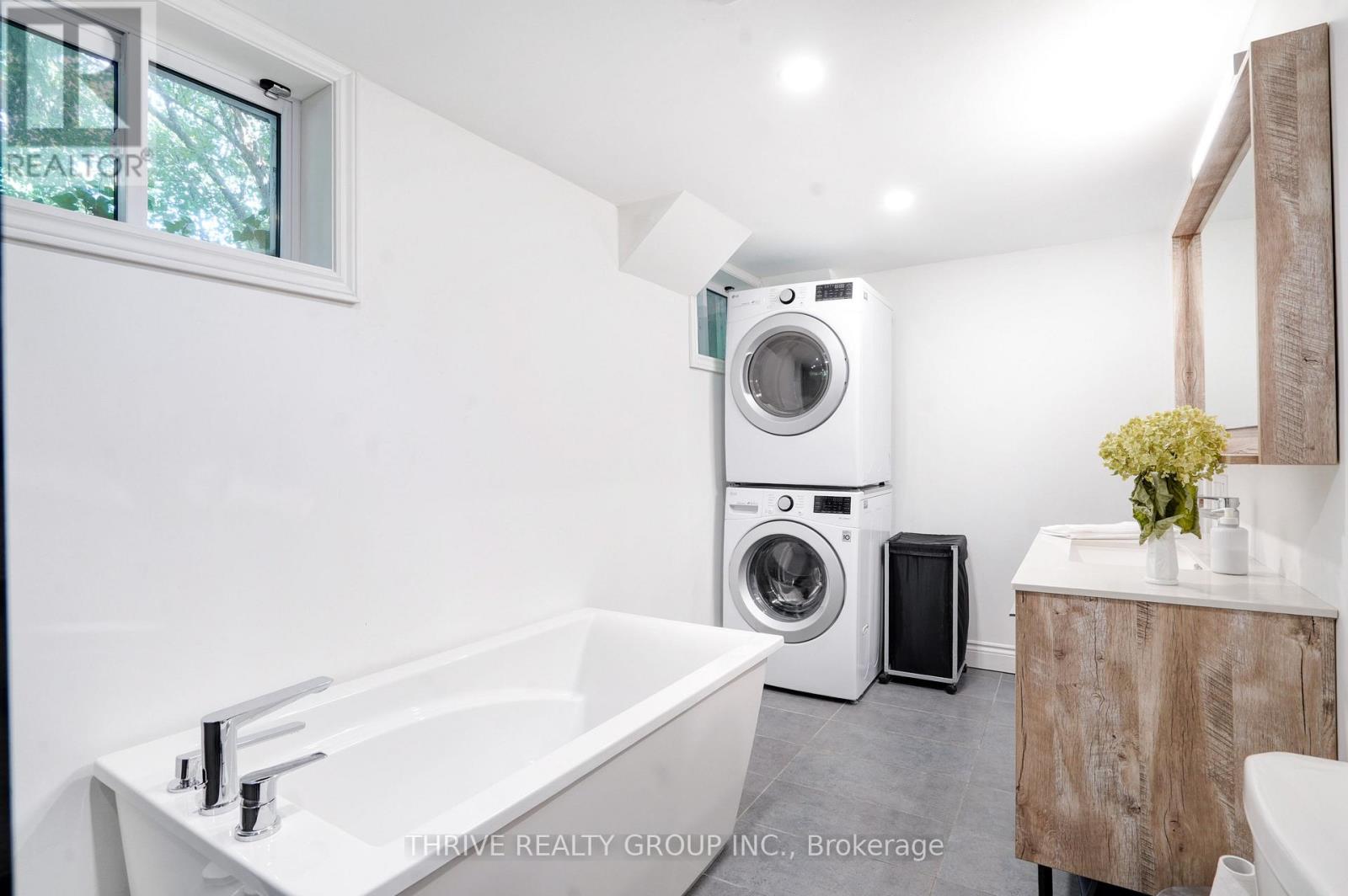 665 Kildare Road, London North (North P), Ontario  N6H 3J1 - Photo 32 - X13623868