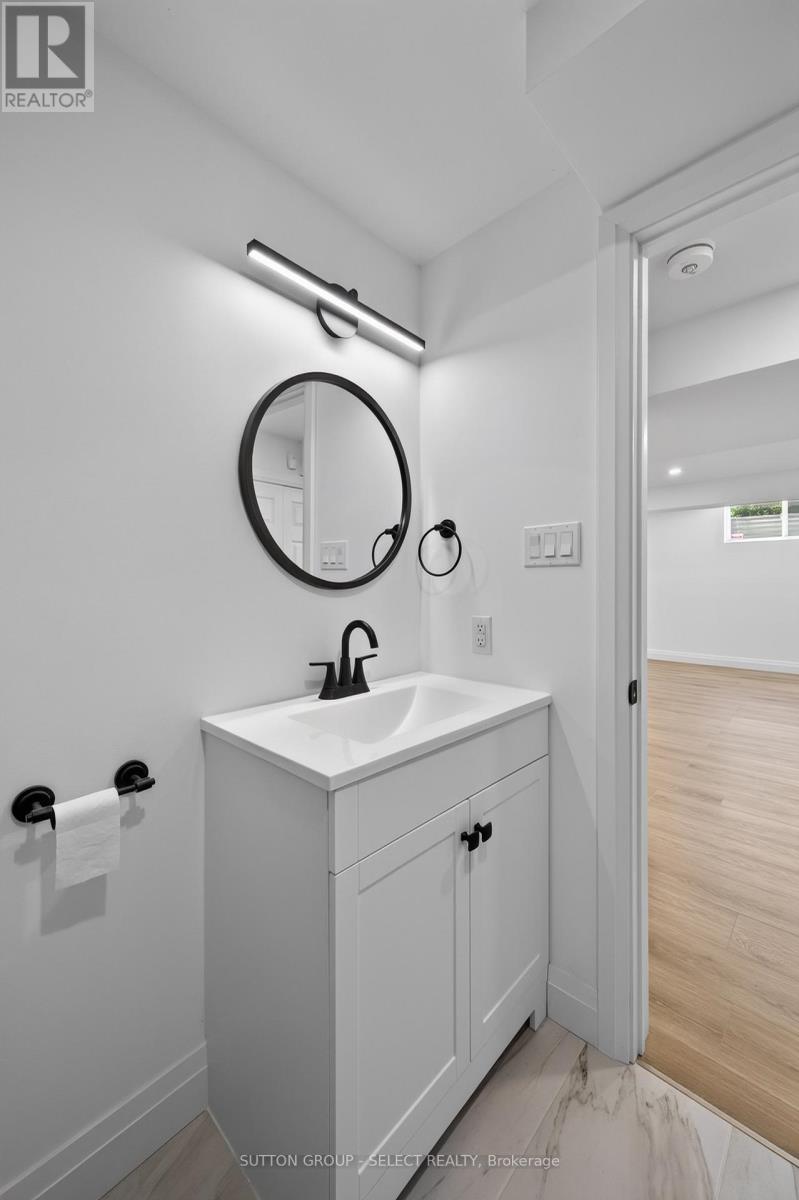 2021 Lumb Court, London North, Ontario  N6G 5J4 - Photo 36 - X13623870