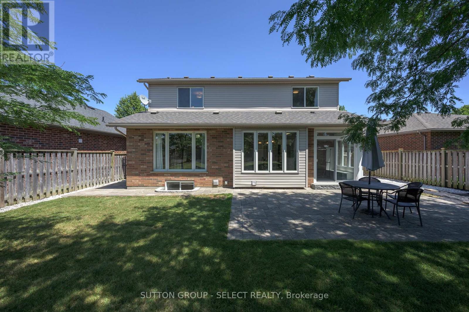 2021 Lumb Court, London North, Ontario  N6G 5J4 - Photo 37 - X13623870