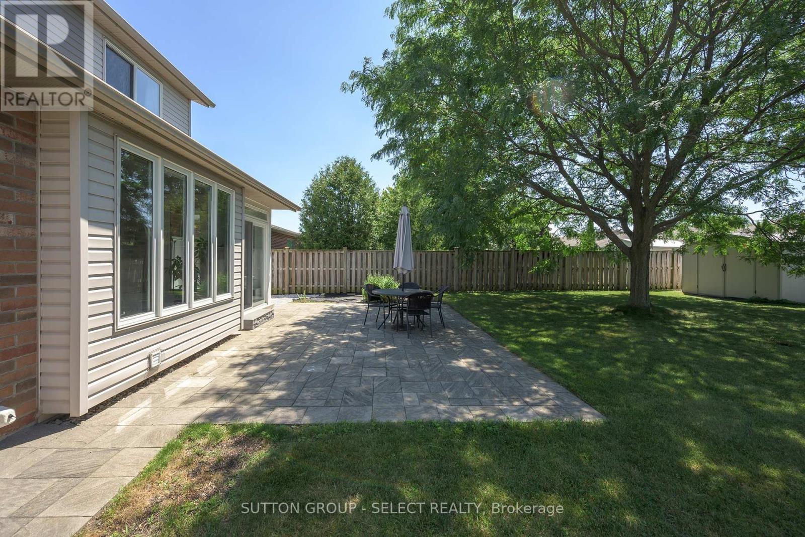 2021 Lumb Court, London North, Ontario  N6G 5J4 - Photo 5 - X13623870