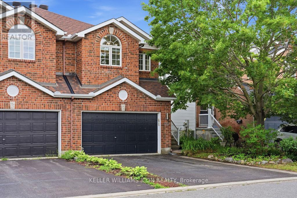 125 Castle Glen Crescent, Ottawa, Ontario  K2L 4G9 - Photo 2 - X13623816
