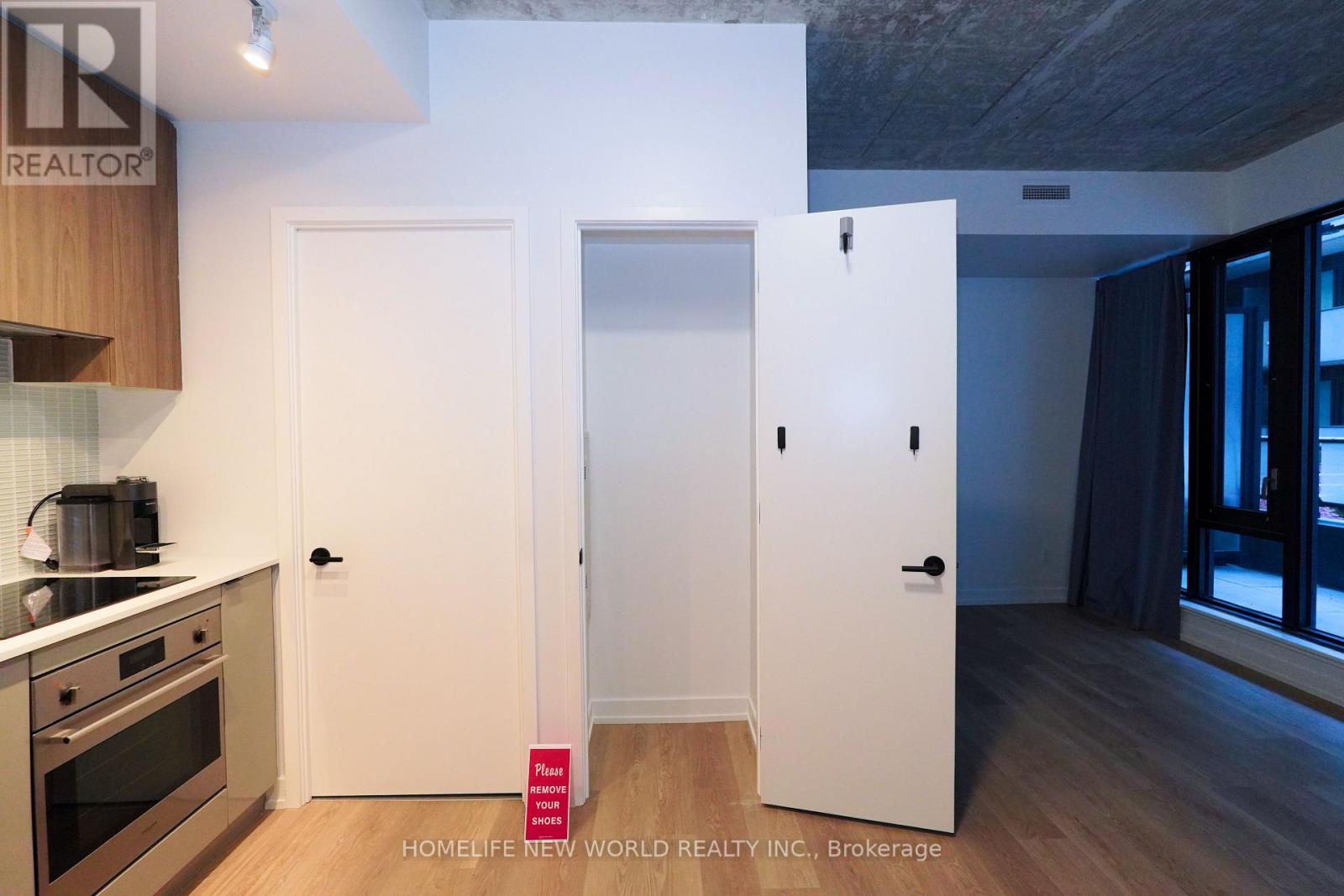 233 - 161 Roehampton Avenue, Toronto, Ontario  M4P 0C8 - Photo 11 - C13623752