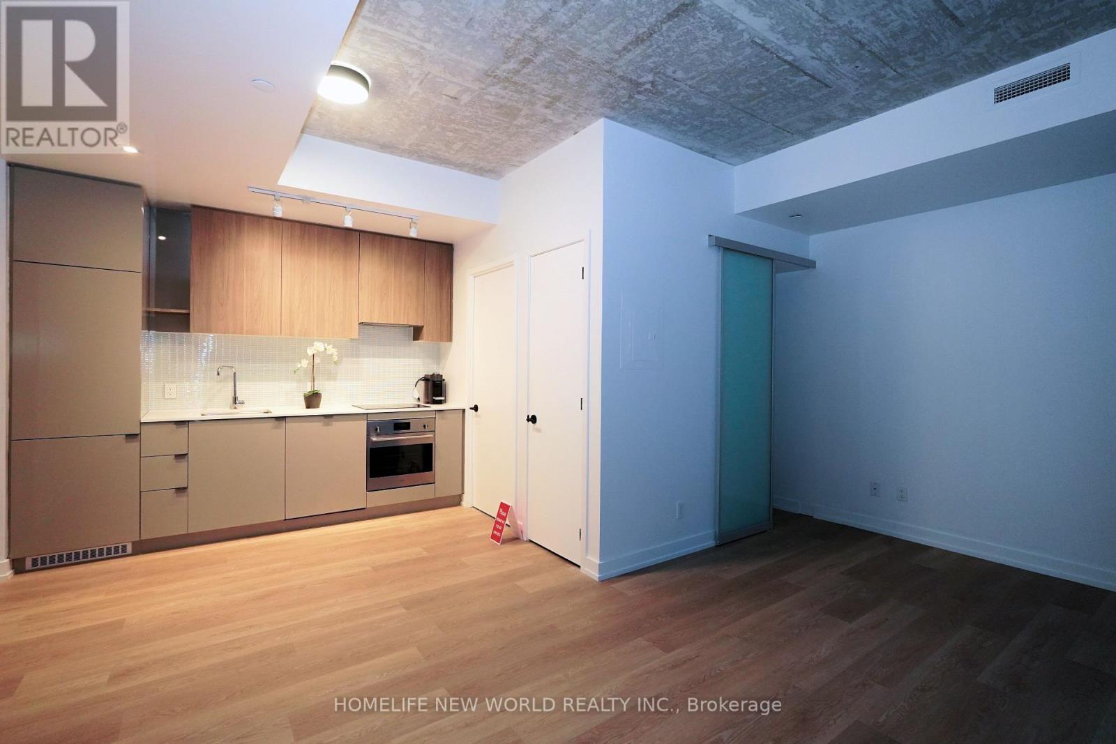 233 - 161 Roehampton Avenue, Toronto, Ontario  M4P 0C8 - Photo 9 - C13623752