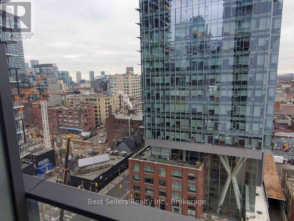 1605 - 330 Richmond Street W, Toronto, Ontario  M5V 0M4 - Photo 11 - C13623766
