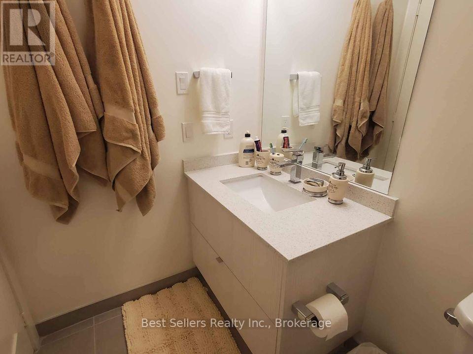 1605 - 330 Richmond Street W, Toronto, Ontario  M5V 0M4 - Photo 14 - C13623766