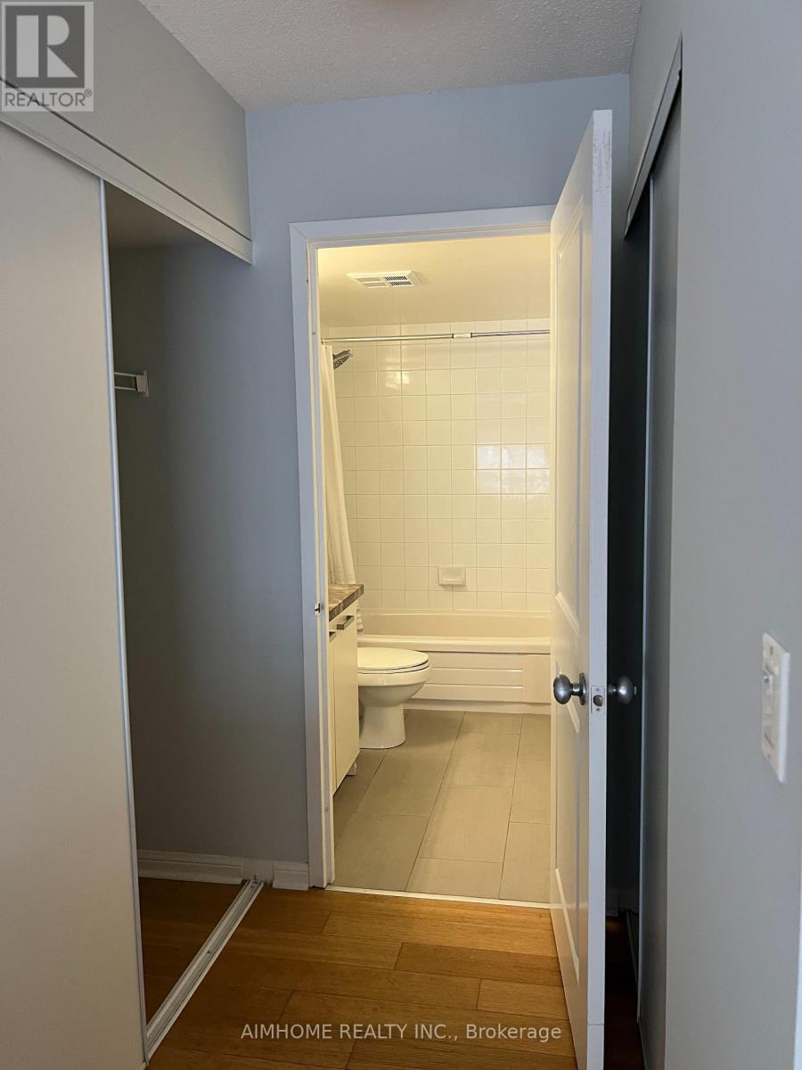 903 - 11 St. Joseph Street, Toronto, Ontario  M4Y 1J8 - Photo 37 - C13623848