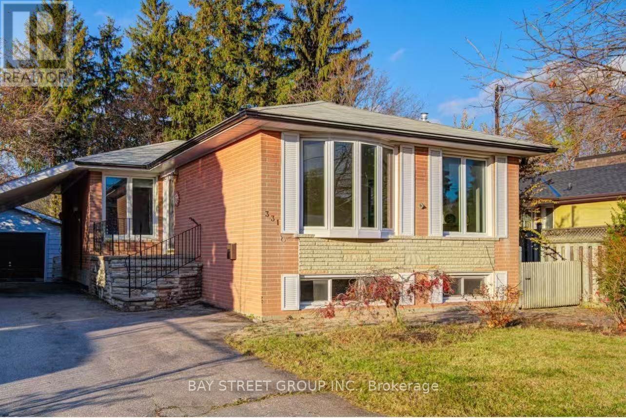 331 ELMWOOD AVENUE, Richmond Hill, Ontario