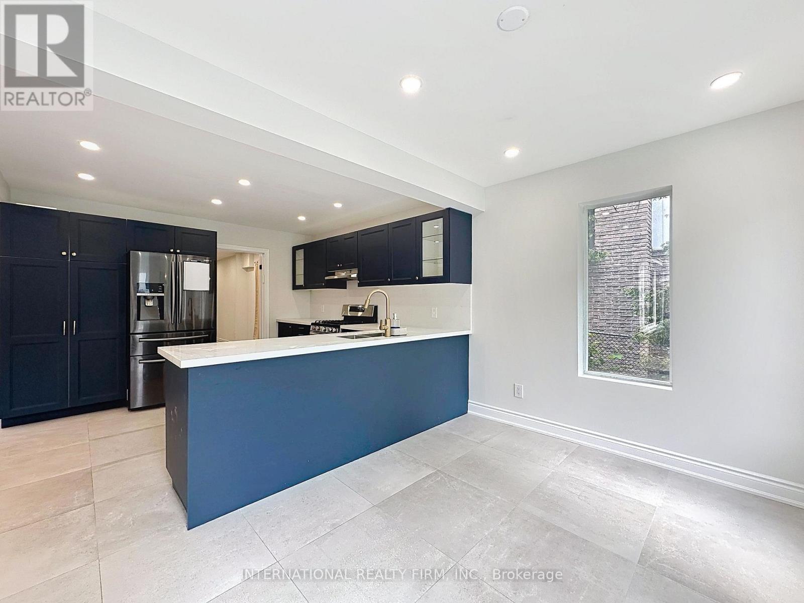 21 Mayvern Crescent, Richmond Hill, Ontario  L4C 5J5 - Photo 16 - N13623758
