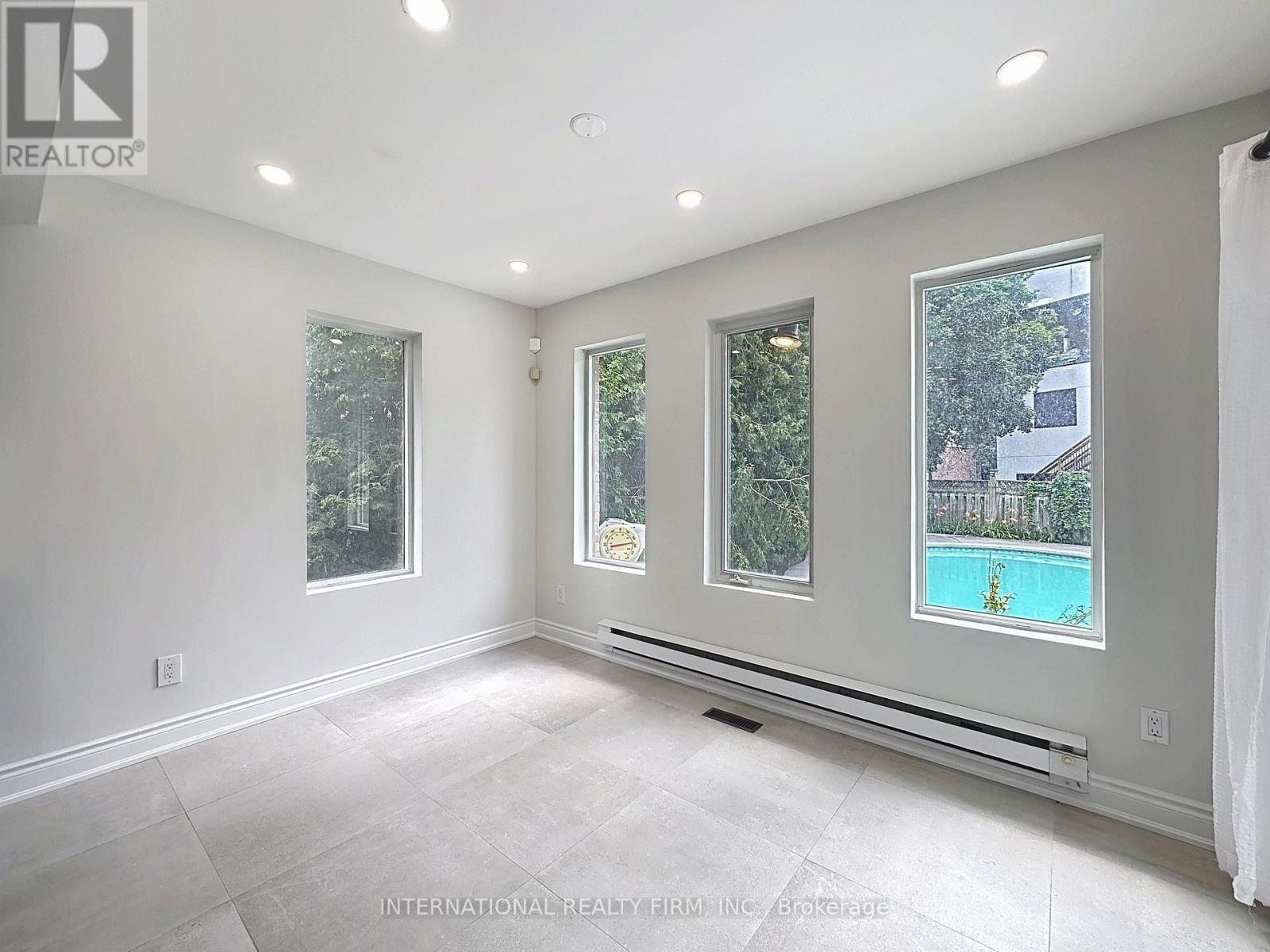 21 Mayvern Crescent, Richmond Hill, Ontario  L4C 5J5 - Photo 19 - N13623758