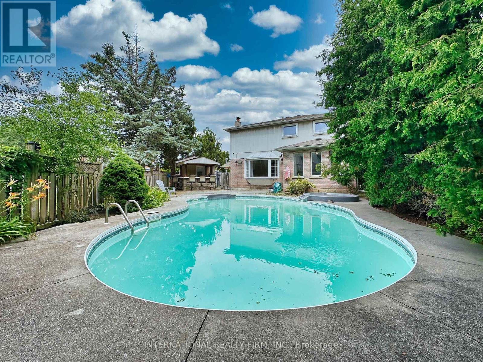 21 Mayvern Crescent, Richmond Hill, Ontario  L4C 5J5 - Photo 5 - N13623758