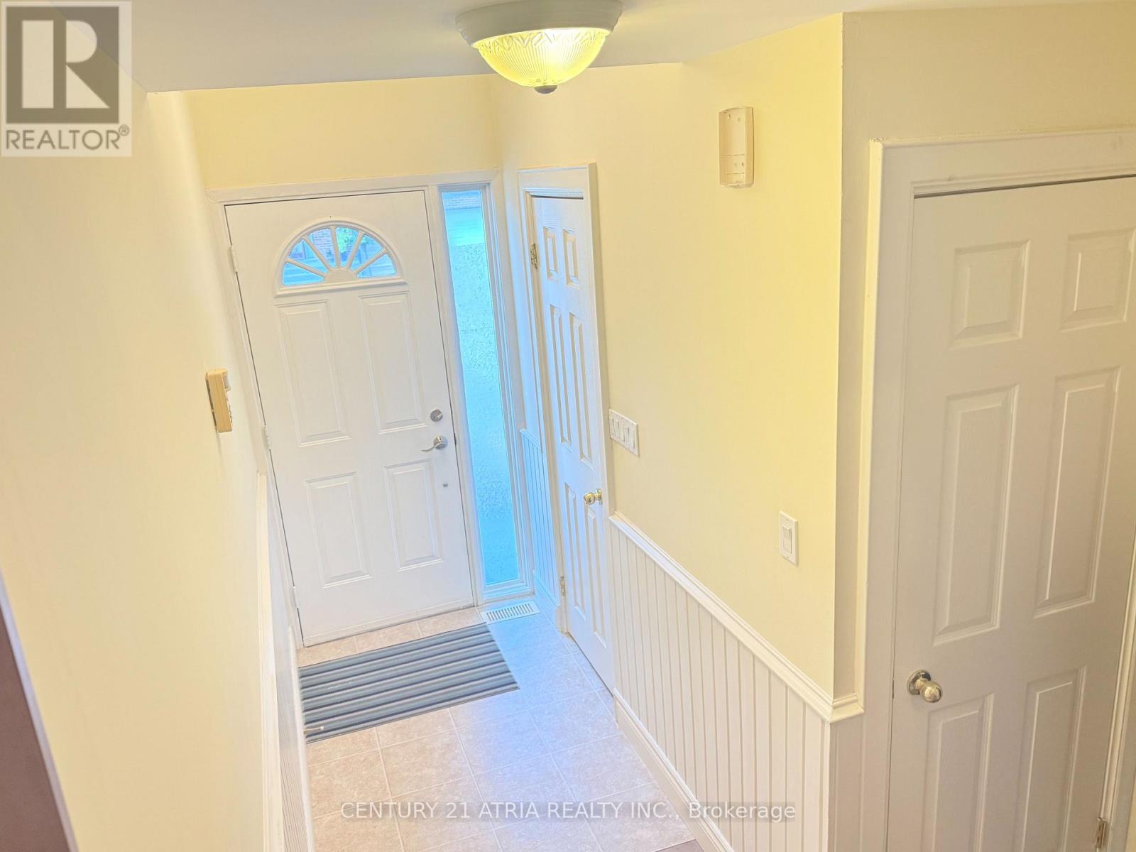 73 Stately Way, Markham, Ontario L3T 3Z9 - Photo 3 - N13623764