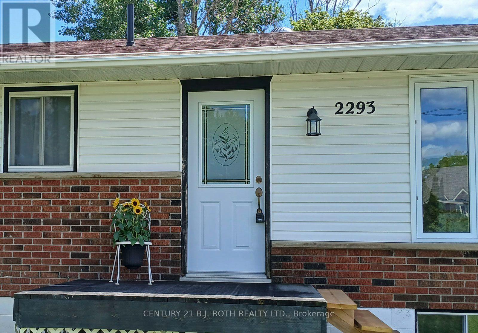 2293 Victoria Street, Innisfil, Ontario  L9S 1J9 - Photo 12 - N13623842