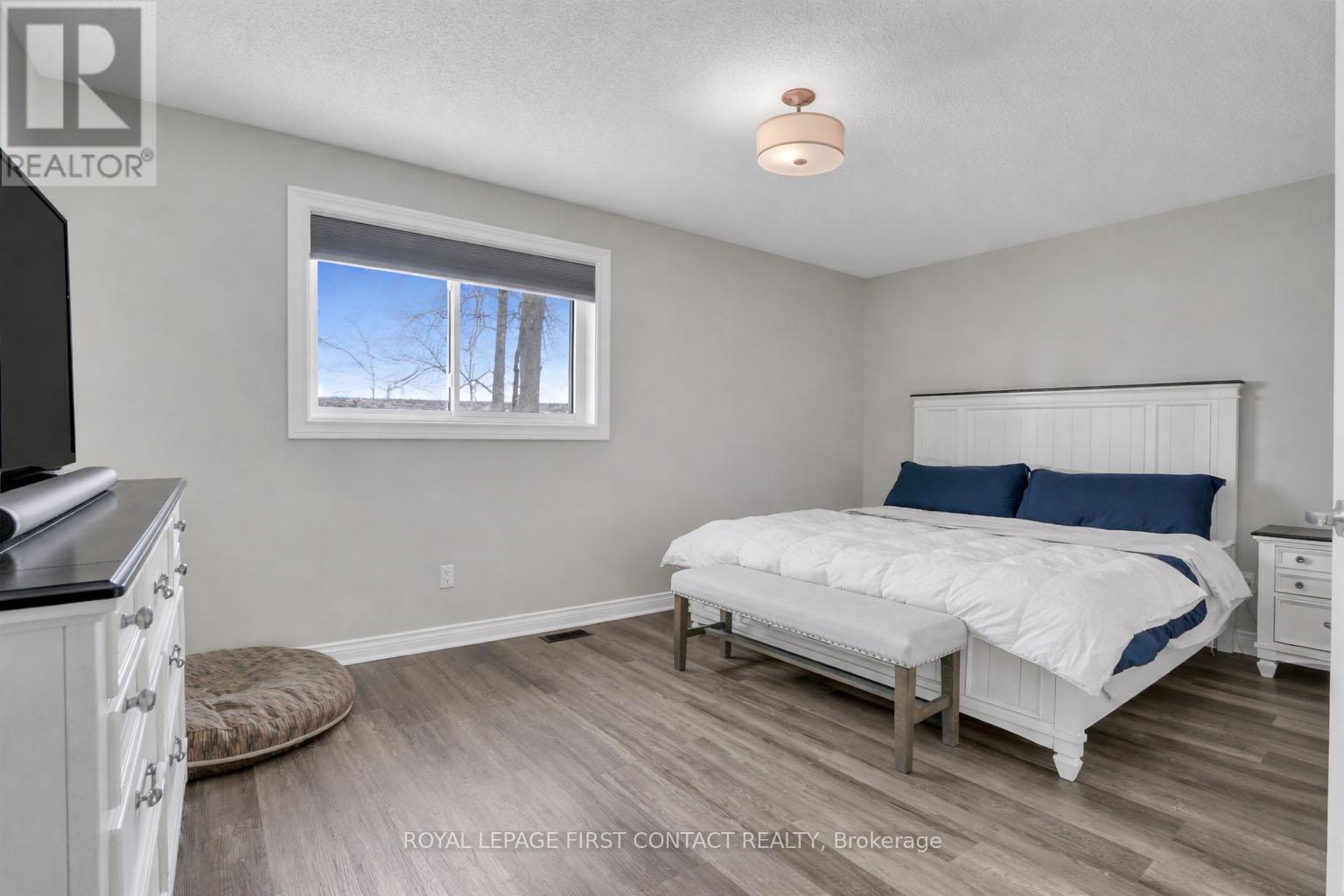340 Livingstone Street W, Barrie (Northwest), Ontario  L4N 7C5 - Photo 17 - S13623790