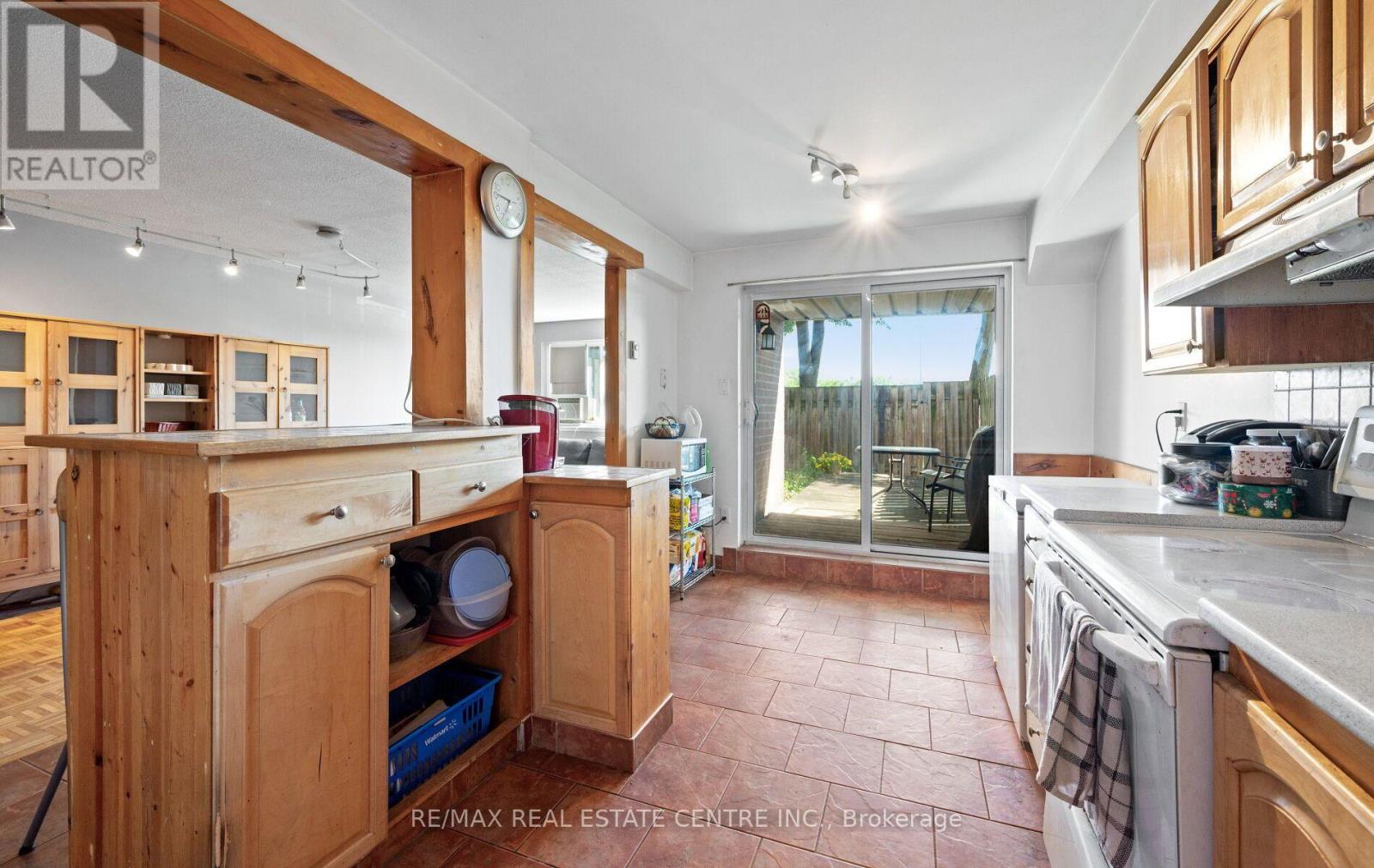 2 - 2170 Bromsgrove Road, Mississauga, Ontario L5J 4J2 - Photo 11 - W13623800