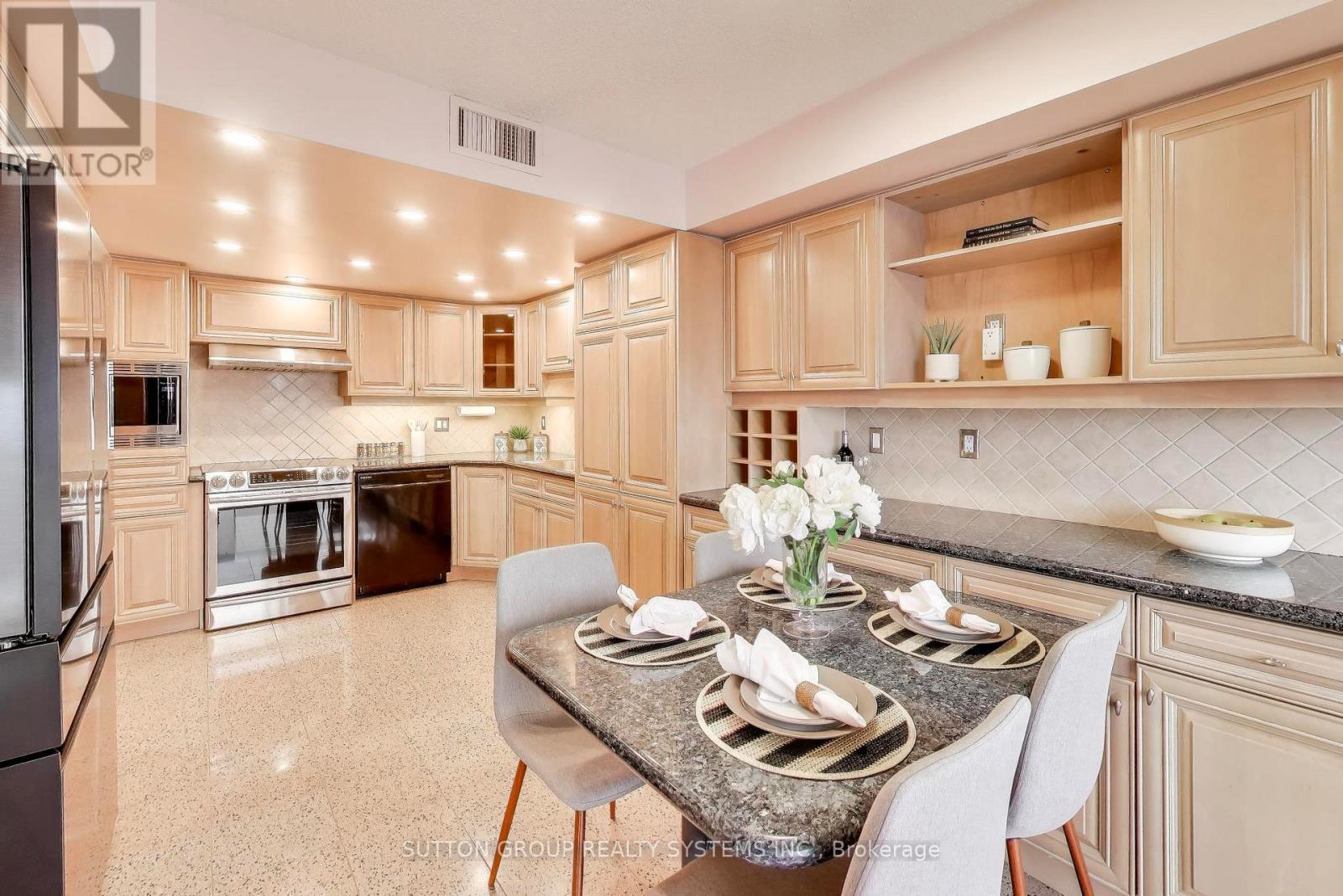 3307 - 45 Kingsbridge Garden Circle N, Mississauga, Ontario  L5R 3K4 - Photo 8 - W13623828