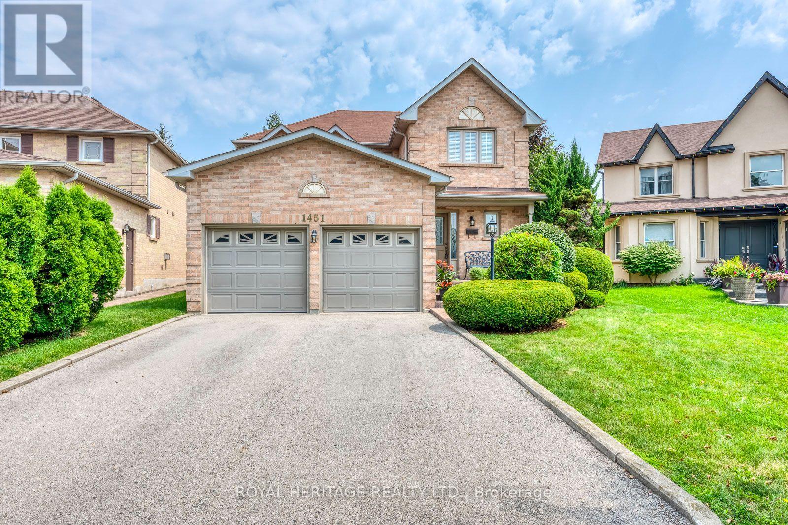 1451 Ravensmoor Crescent, Mississauga, Ontario  L5M 3L4 - Photo 2 - W13623866