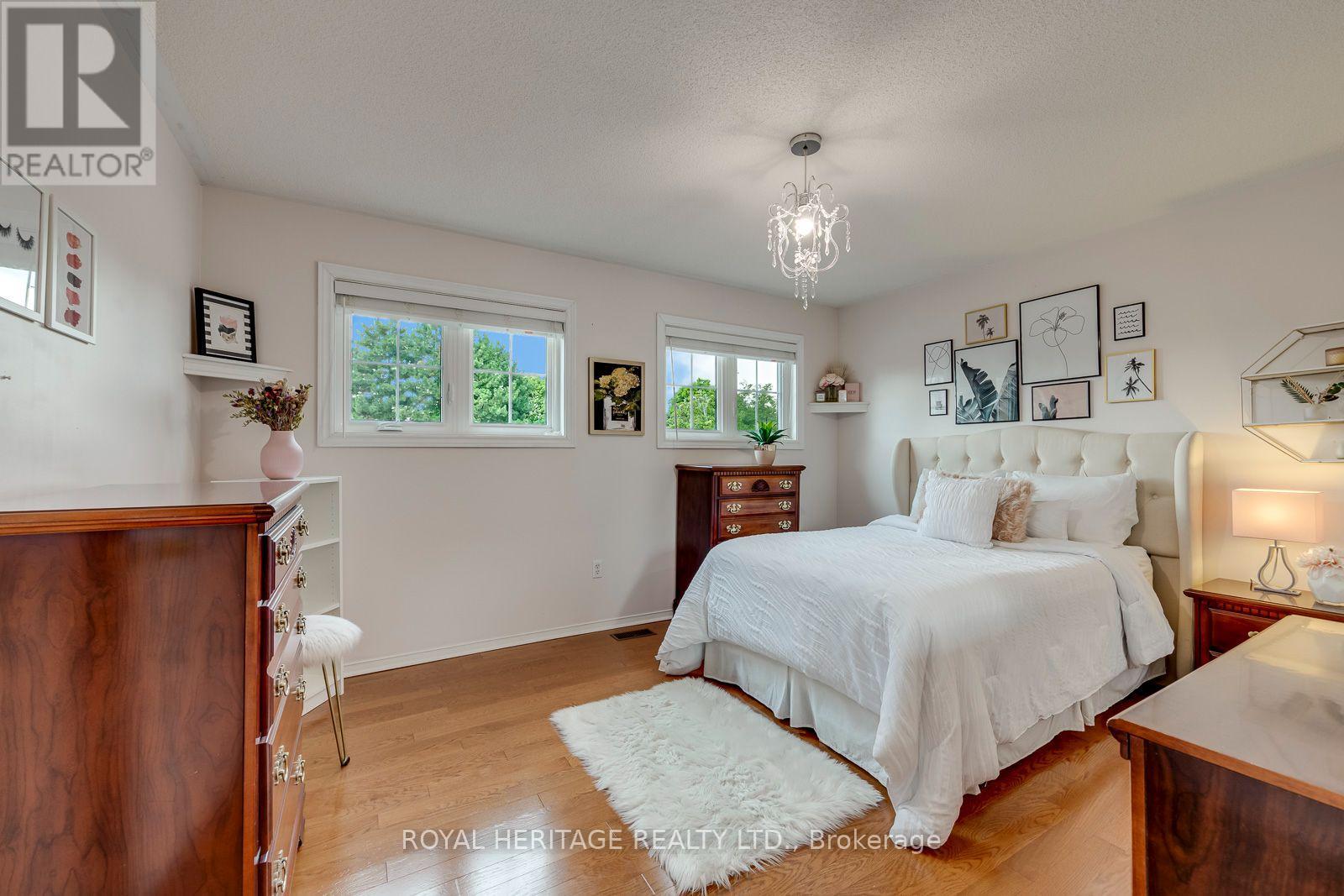 1451 Ravensmoor Crescent, Mississauga, Ontario  L5M 3L4 - Photo 25 - W13623866