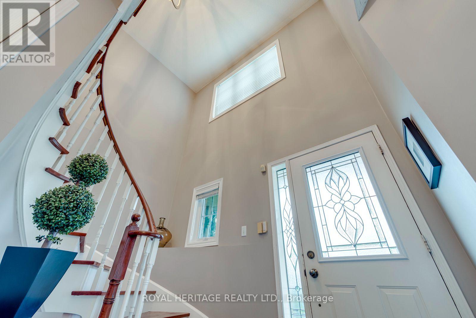 1451 Ravensmoor Crescent, Mississauga, Ontario  L5M 3L4 - Photo 4 - W13623866