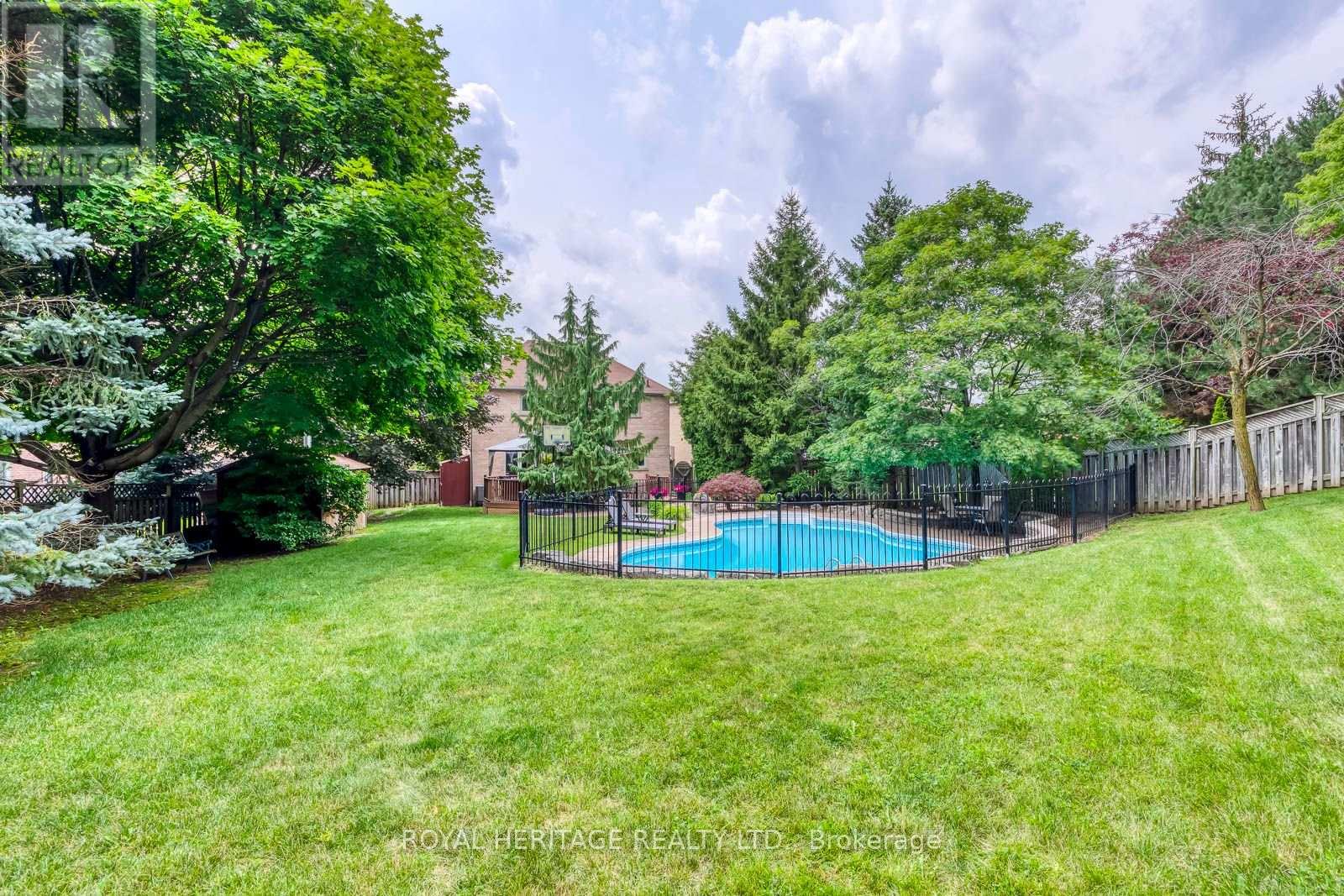 1451 Ravensmoor Crescent, Mississauga, Ontario  L5M 3L4 - Photo 48 - W13623866