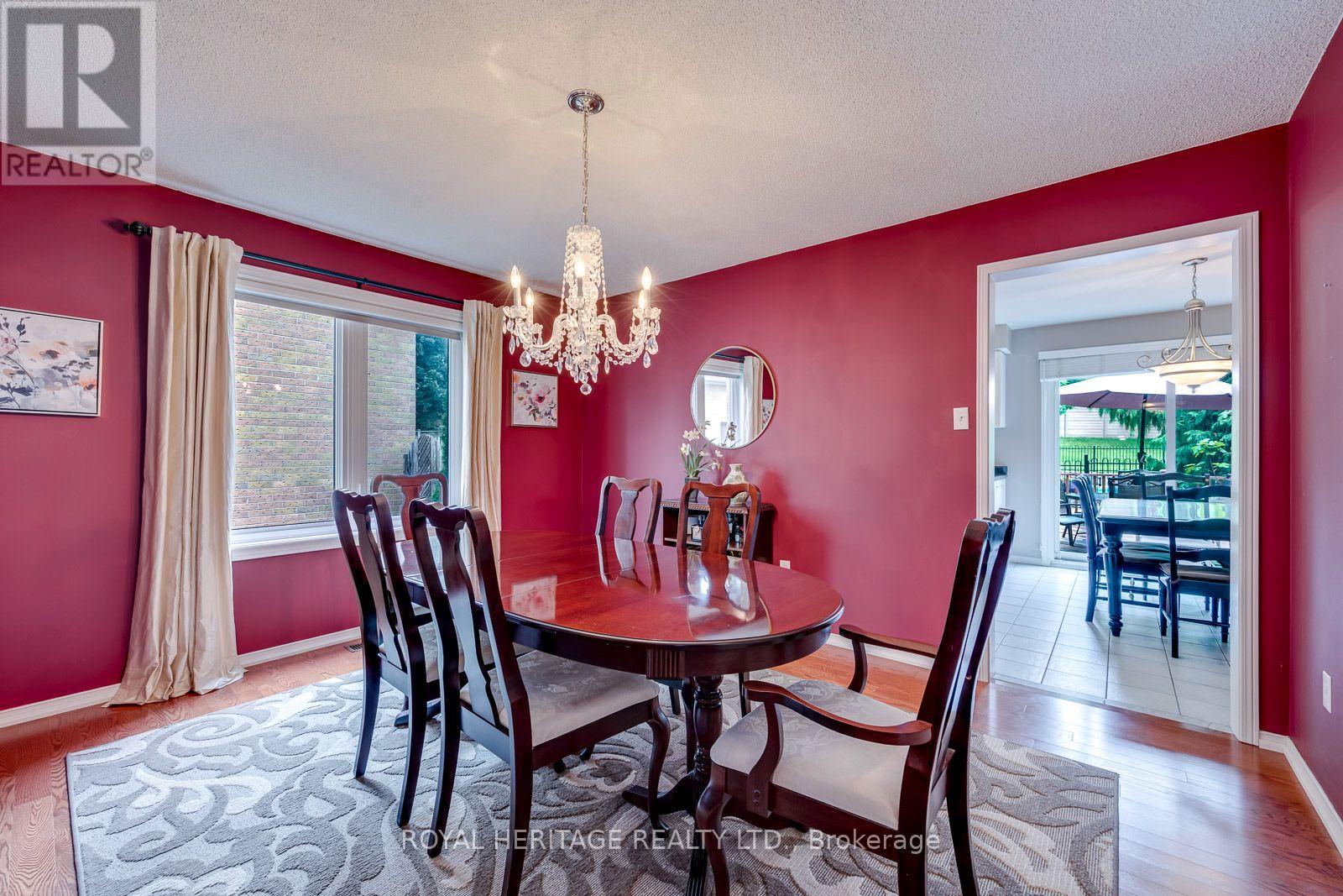 1451 Ravensmoor Crescent, Mississauga, Ontario  L5M 3L4 - Photo 9 - W13623866