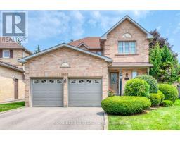 1451 RAVENSMOOR CRESCENT, Mississauga, Ontario