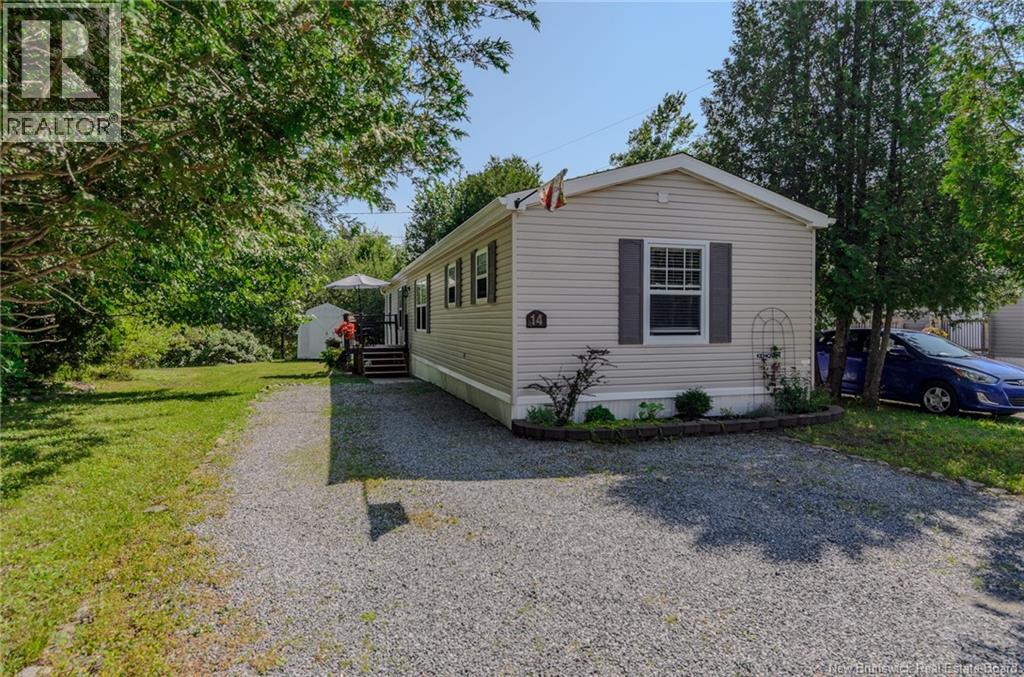 14 Seventh Street, Quispamsis, New Brunswick  E2G 1V8 - Photo 2 - NB144943
