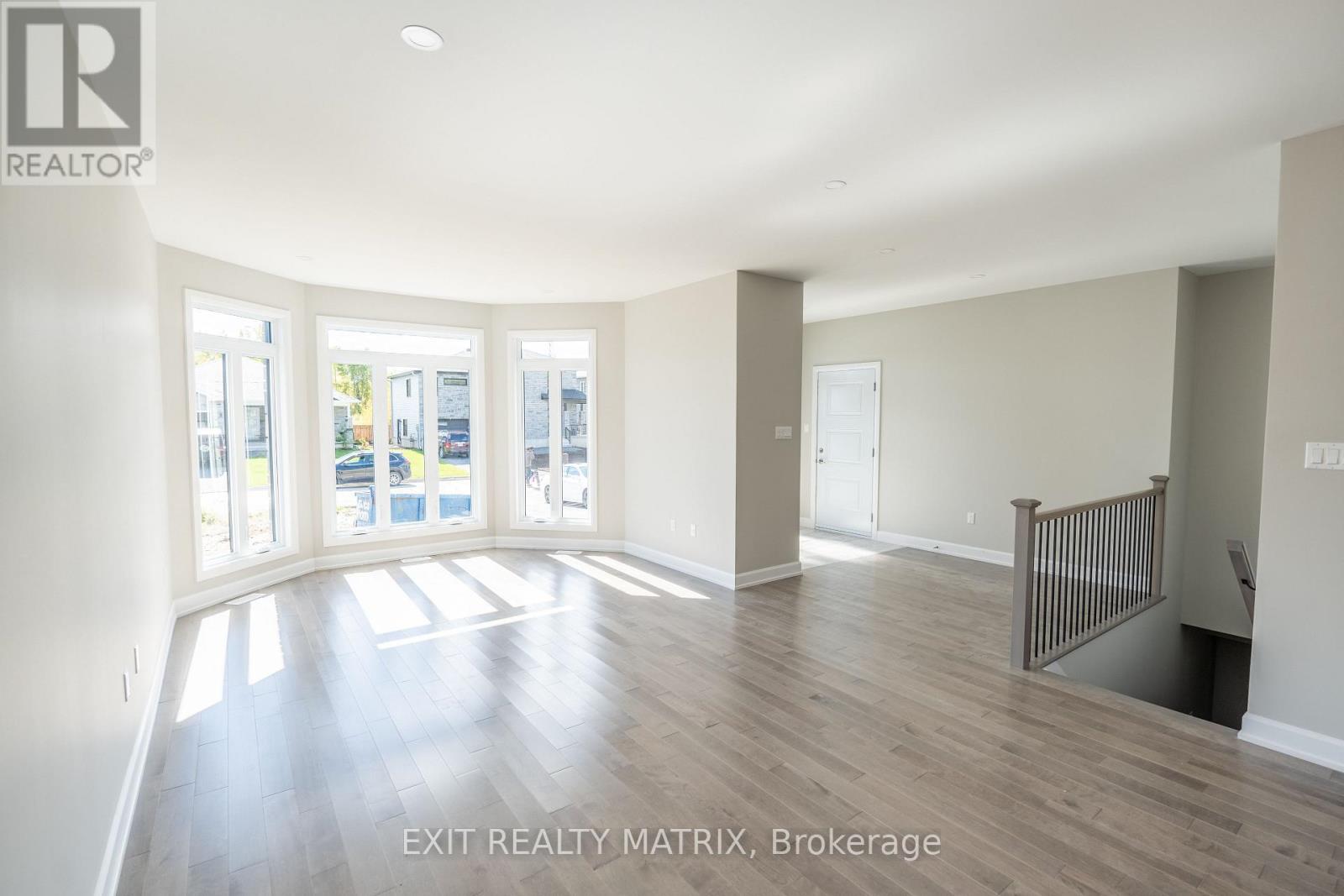 21 Glenco Road, South Stormont, Ontario K0C 2A0 - Photo 3 - X13623908