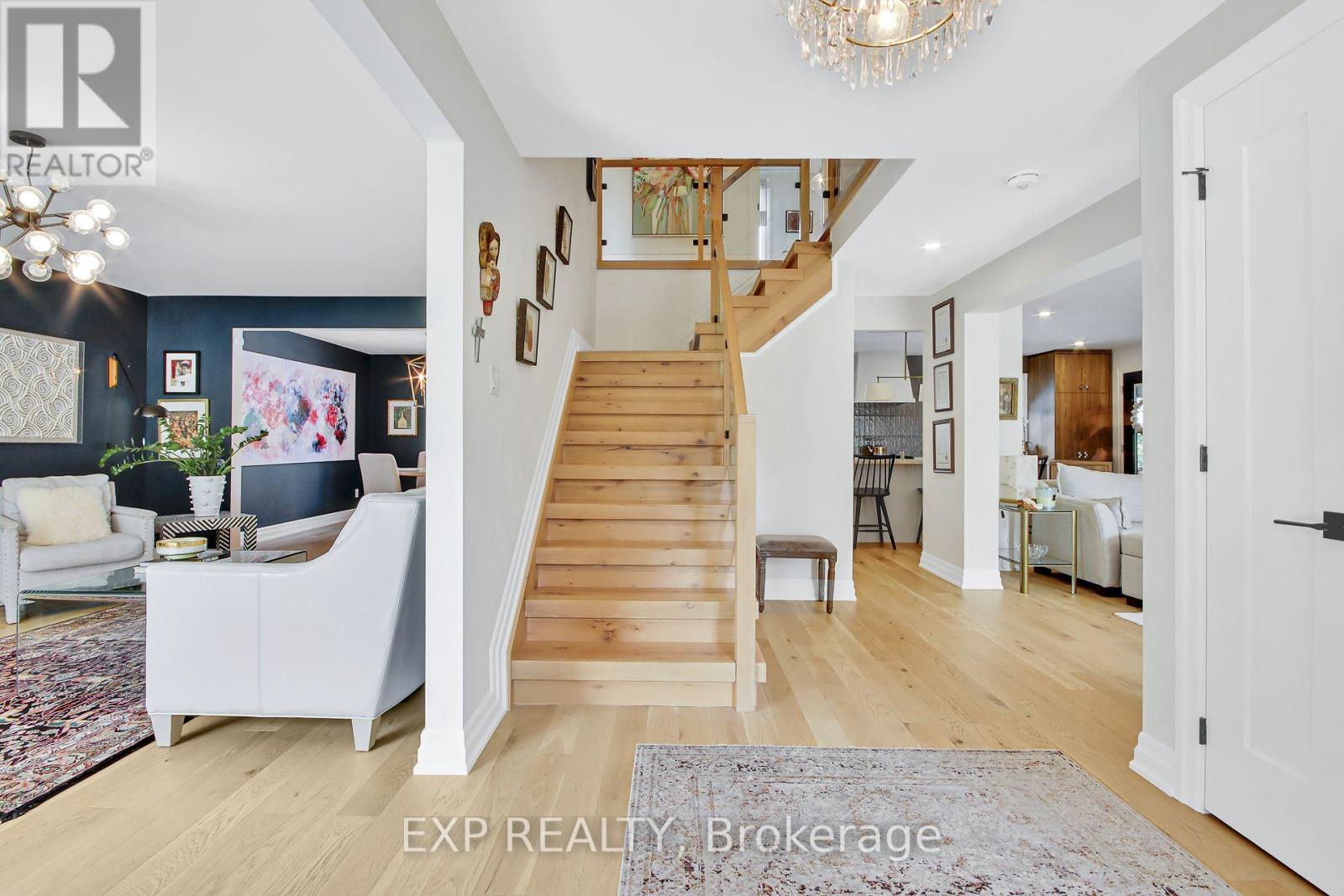 895 Dresden Crescent, Ottawa, Ontario  K2B 5H8 - Photo 3 - X13623934