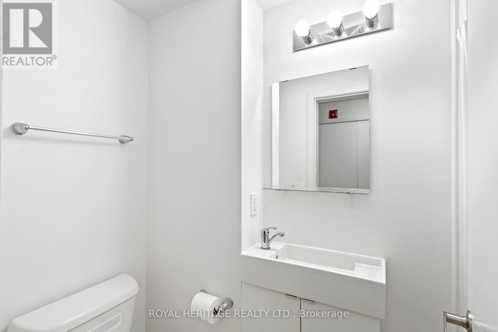307 - 1800 Simcoe Street N, Oshawa, Ontario  L1G 0C2 - Photo 8 - E13623898