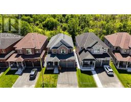 32 BAYCROFT BOULEVARD, Essa, Ontario